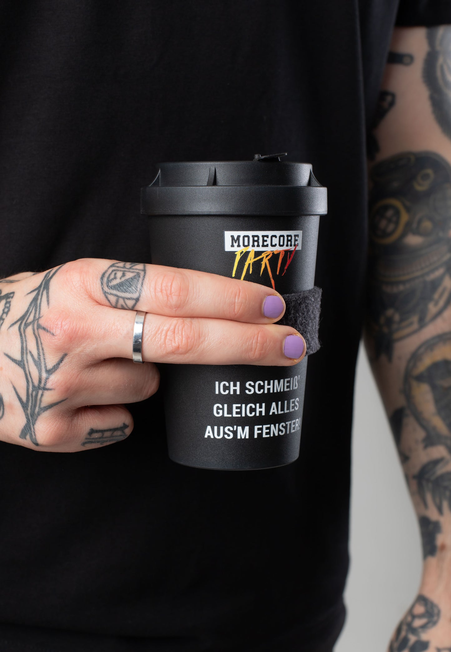 MoreCore - Party Classic Ich Schmeiß' alles aus dem Fenster - Coffee Mug | Neutral-Image
